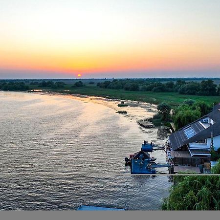 Paradis Hotel Міла Доужечі-сі-Трей Екстер'єр фото